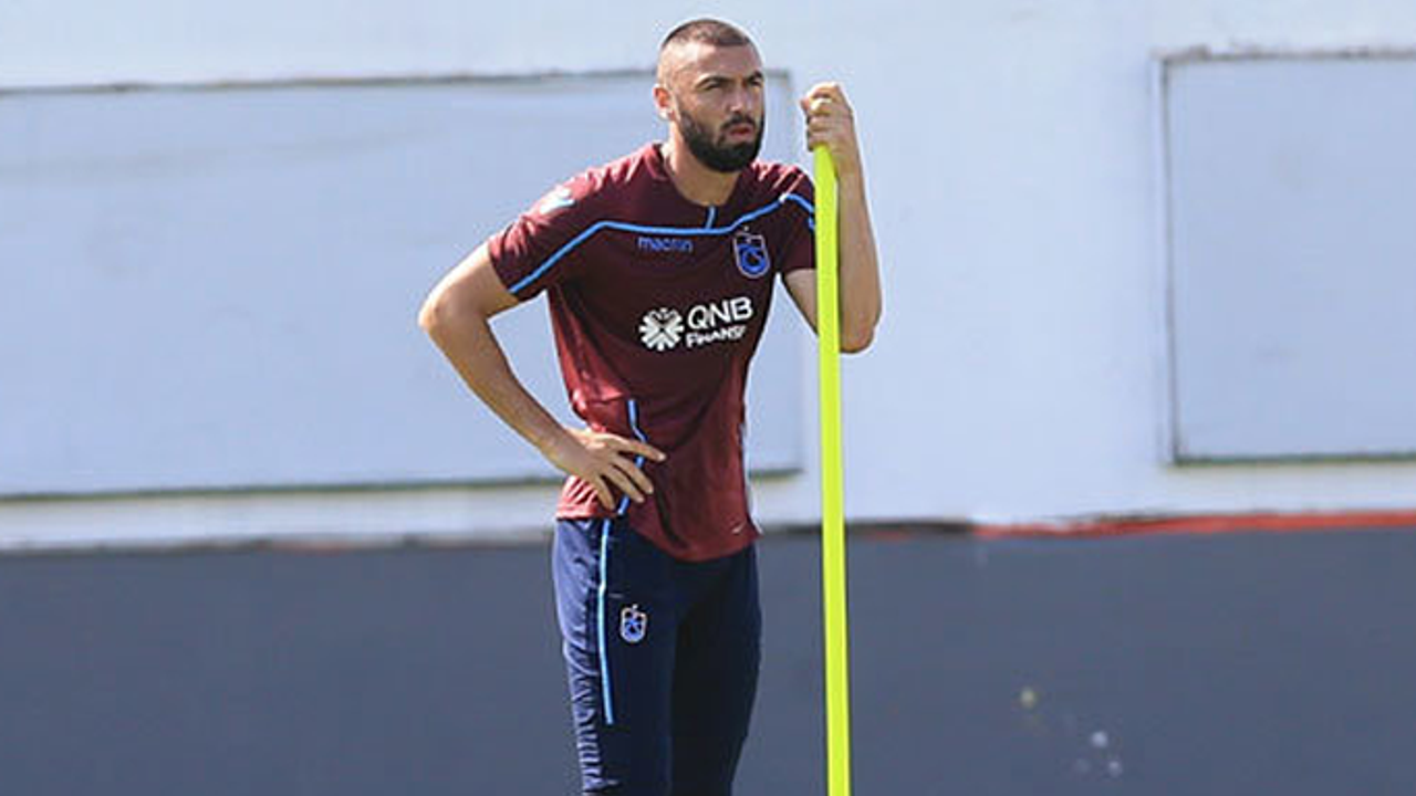 Burak Yılmaz'dan basına şok tepki! 'Bir şey çıkmadı demi, boşuna geldiniz'