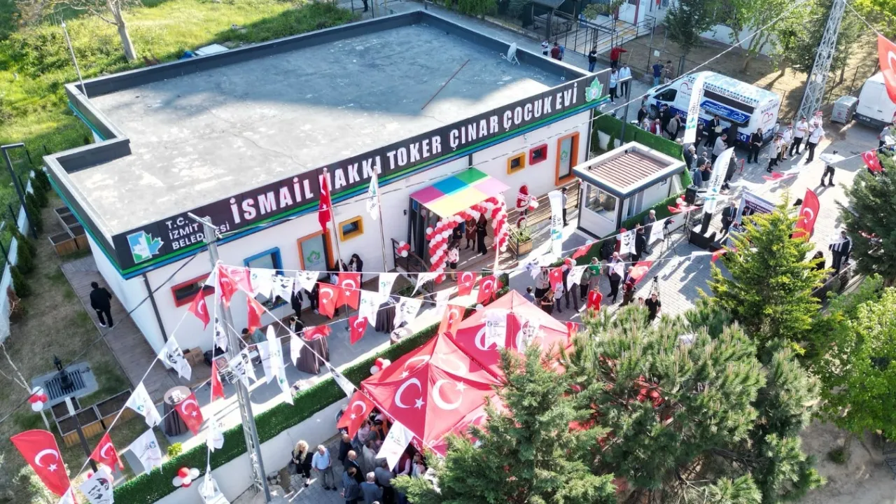 İzmit Erenler'e İsmail Hakkı Toker Çınar Çocuk Evi