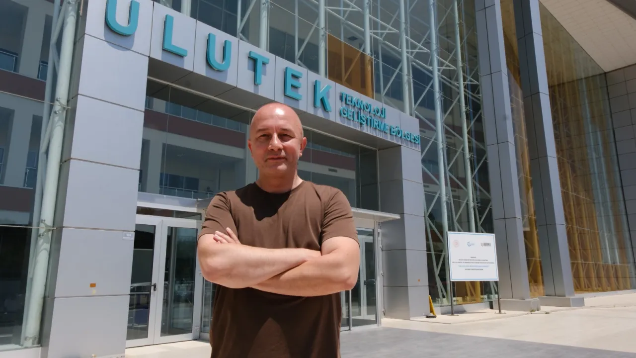 ULUTEK Teknopark’ta yapay zekalı kartvizit devrimi