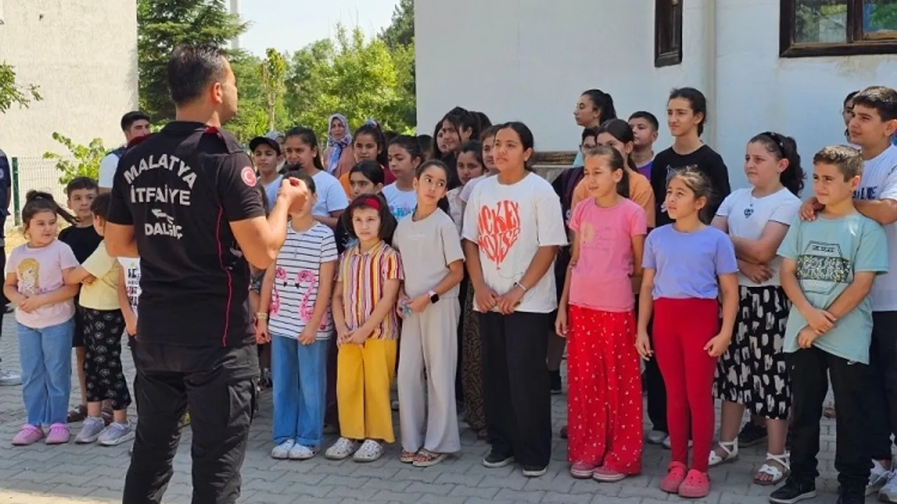 Malatya semt konaklarında deprem eğitimi