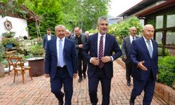 Nihat Özdemir: "Trabzonspor alnının akıyla şampiyonluğu kazandı"