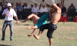 Kavak’ta nefes kesen güreş festivali ve yaz konseri