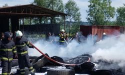 Samsun'da geri dönüşüm fabrikasında yangın