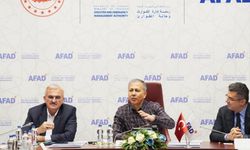 Bakan Yerlikaya, AFAD ile değerlendirme toplantısı gerçekleştirdi