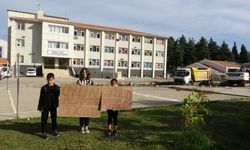 Ortaokul bahçesine yapılan anaokuluna velilerden tepki