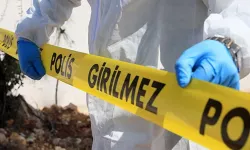 Evinde ölen kadının cesedini poşete sarıp 10 gün sakladı