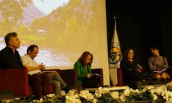 Trabzonlu şair ve yazarlar Avrasya Üniversitesinde doğa için buluştu