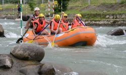 Rize Uluslararası Tulum ve Kemençe Festivali'nde 8 Ülkeden Rafting Yarışı