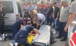 Ordu'da motosiklet ile hafif ticari araç çarpıştı: 1'i ağır 2 yaralı