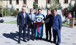 Bayburt'ta Ahilik Haftası Coşkuyla Kutlandı, Yılın Ahisi Mürsel Baykal Seçildi