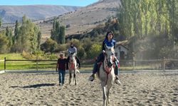 Dünya Kız Çocukları Günü'nde Bayburt'ta Kız Öğrencilere Özel Etkinlik