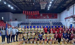 Voleybolda şampiyon Düzce 1907 Spor