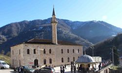 Trabzon’un Tarihi Özdil Camii’nde 3 kuşaktır caminin imamları aynı aileden