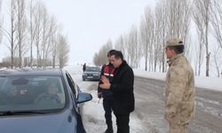 Kaymakam Şahin, yol uygulamalarını denetledi