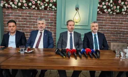 AK Parti Trabzon Teşkilatı Basınla Buluştu: "Meydan'da Çay İçmek Yerine Proje Takibindeyiz"