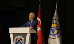 Prof. Dr. Mehmet Naci Bostancı Avrasya Üniversitesi'nde Öğrencilerle Buluştu