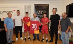 Galatasaray'a transfer olan Talaslı gençten Başkan Yalçın'a ziyaret