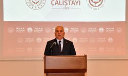 Vali Aziz Yıldırım “Yaşlılık Çalıştayı 2025” Programına Katıldı