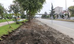 Akçaabat’ta kaldırım  düzenleme çalışması