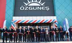 Özgüneş'te 2025 yılının son satış etkinliği fırsatları ile başladı. Büyük indirimler var