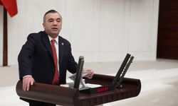 Milletvekili Yavuz Aydın, maaş skandalını TBMM Genel Kurulunda gündeme taşıdı.