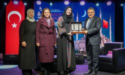 Kanadalı yazar Jenny Molendyk, nasıl din değiştirdiğini anlattı: