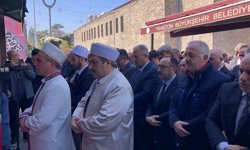 Gıyabi cenaze namazı kılındı!