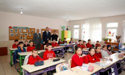 Başkan Ekim: “Evlatlarımızın Ve Öğretmenlerimizin Her Zaman Yanındayız”