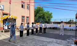 YALIKÖY İMAM HATİP ORTAOKULU’NDA DENEY VE OYUN ŞENLİĞİ COŞKUSU