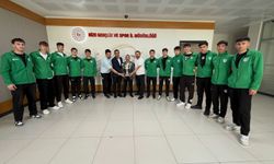 GÜNEYSUSPOR’DAN  İL MÜDÜRÜ ÖZTÜRK’E ZİYARET