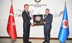 BÜYÜKELÇİ HENDRİK VAN DE VELDE’DEN BAŞKAN GENÇ’E ZİYARET