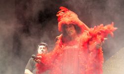 ÜNLÜ SHOW'A BÜYÜK İLGİ