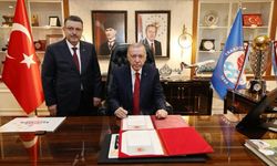 BAŞKAN GENÇ: "25 YILDIR MİLLETİMİZLE YÜRÜYORUZ"