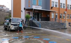 ORTAHİSAR BELEDİYESİ’NDEN OKUL BAHÇELERİNDE TEMİZLİK MESAİSİ