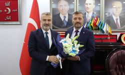 BAŞKAN MUMCU’DAN MHP İL BAŞKANI HACISALİHOĞLU’NA HAYIRLI OLSUN ZİYARETİ