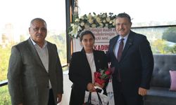BAŞKAN GENÇ, KADIN MUHTARLARLA BİR ARAYA GELDİ