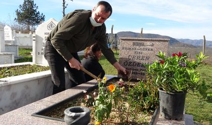 Ceren Özdemir, mezarı başında anıldı