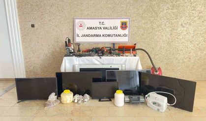 Amasya’da girdikleri bir evdeki bütün eşyaları çalan hırsızlar Samsun’da yakalandı