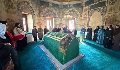 Ecdadımız Dualar İle Anıldı