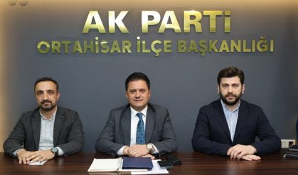 Hisoğlu’ndan Batmaz’a Sert Açıklama: “Ortahisar Kibirle Değil, Gönülle Yönetilir”