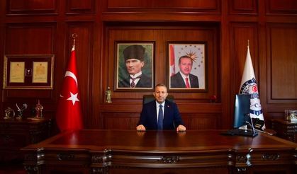 Vali Şahin: En Kalbi Duygularımla Kutluyorum