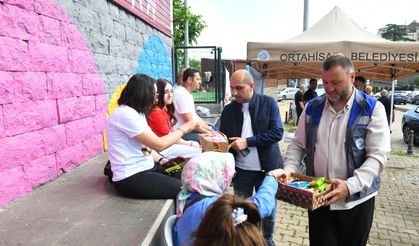 Ortahisar Belediyesi, Lgs’ye Giren Öğrencilerin Ve Ailelerinin Yanında