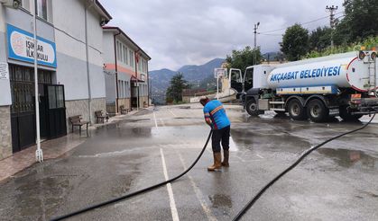 AKÇAABAT’TA OKULLAR YENİ EĞİTİM ÖĞRETİM YILINA HAZIRLANIYOR