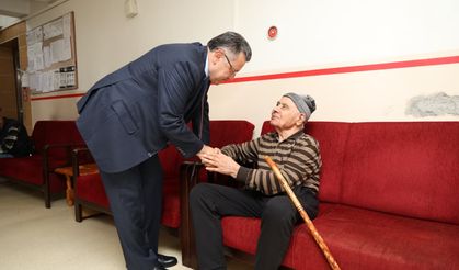 BAŞKAN GENÇ'TEN YAŞLI ÇINARLARA ZİYARET