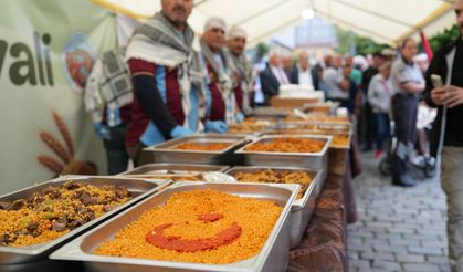 TRABZON İLE MARDİN ARASINDA GÖNÜL KÖPRÜSÜ BULGUR FESTİVALİ İLE PEKİŞTİ
