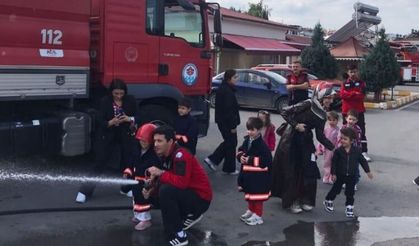 BÜYÜKŞEHİR İTFAİYESİ’NDEN 5 BİN 244 KİŞİYE EĞİTİM