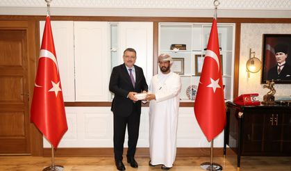 BAŞKAN GENÇ, UMMAN HEYETİNİ AĞIRLADI