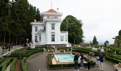 ATATÜRK KÖŞKÜ’NÜN KAPILARI ÜCRETSİZ AÇILIYOR