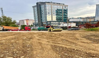 YOMRA BELEDİYESİ’NDEN YENİ SOSYAL ALAN VE OTOPARK ATILIMI