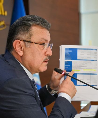 Oy Birliğiyle Kabul Edildi, Sonra Eleştirildi!